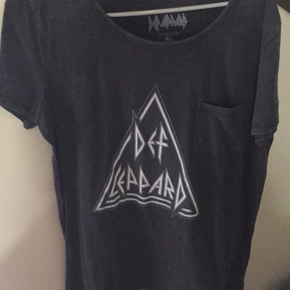 Band tee 🖤🤟🏻💀